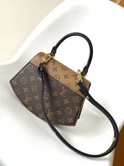(Pre-Order) Louis Vuitton Tilsitt (Replica)