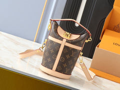 (Pre-Order) Louis Vuitton Monogram Duffle Bag (Replica)