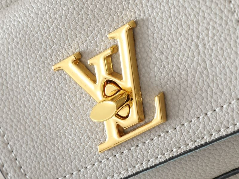 (Pre-Order) Louis Vuitton Lockme Bucket Bag (Replica)