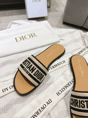 (Pre-Order) Christian Dior-Inspired Beige & Black Slides (Replica)