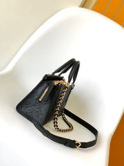 (Pre-Order) Louis Vuitton OnTheGo East West (Replica)