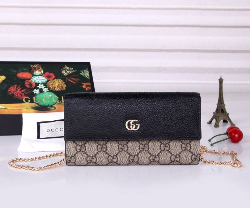 (Pre-Order) Gucci GG Supreme Chain Wallet (Replica)