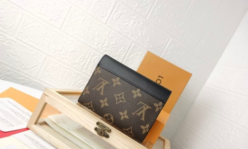 (Pre-Order) Louis Vuitton Pallas Monogram Wallet (Replica)