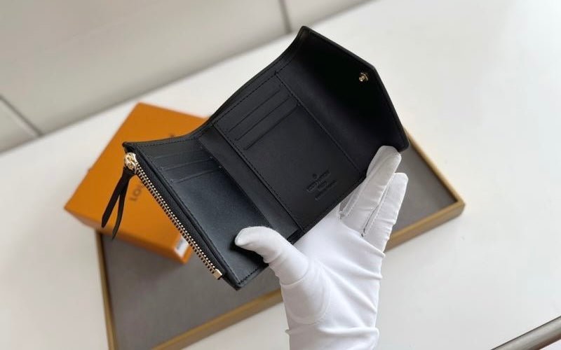 (Pre-Order) Louis Vuitton Victorine Wallet (Replica)