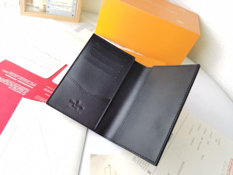 (Pre-Order) Louis Vuitton Passport Cover (Replica)