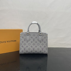 (Pre-Order) Louis Vuitton OnTheGo PM – Grey Monogram Canvas (Replica)