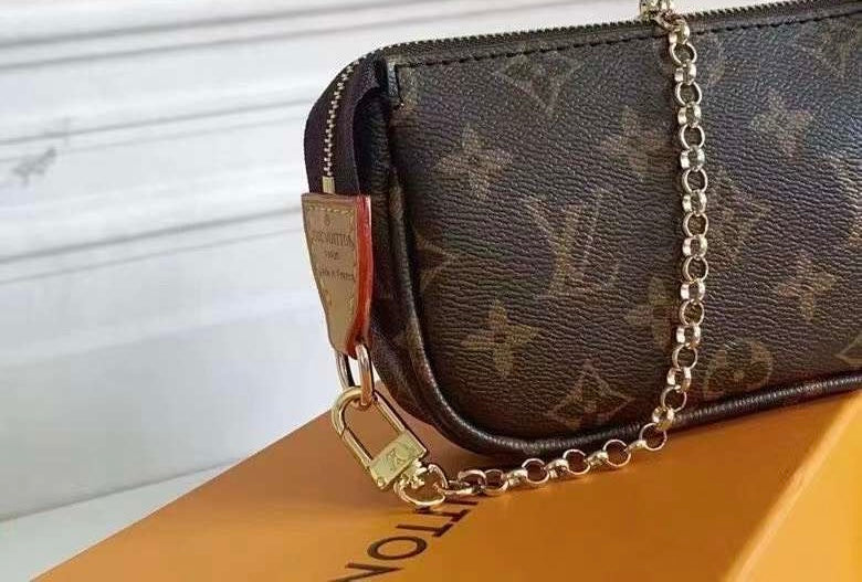 (Pre-Order) Louis Vuitton Mini Pochette Accessoires (Replica)