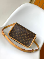 (Pre-Order) Louis Vuitton Diane Bag – Monogram Canvas (Replica)