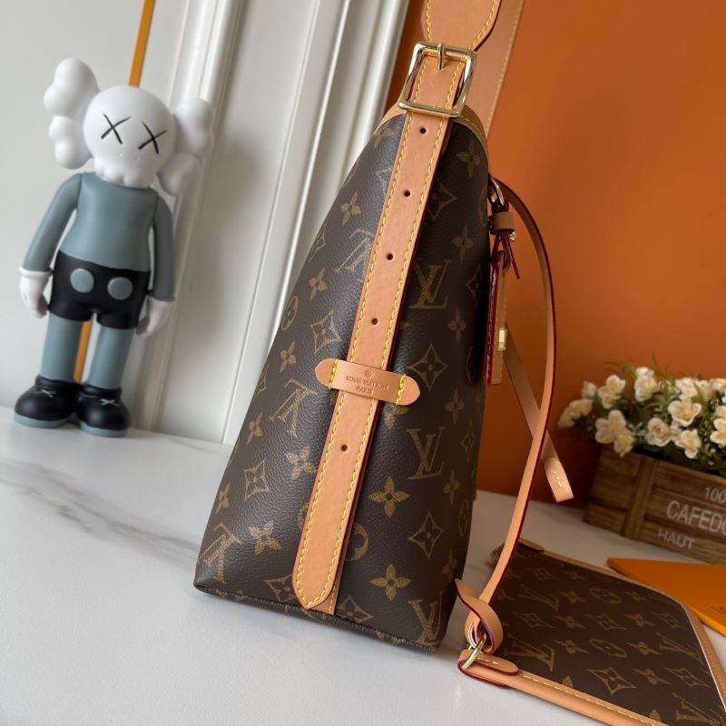 (Pre-Order) Louis Vuitton CarryAll PM (Replica)