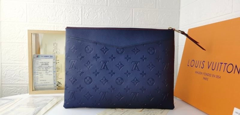 (Pre-Order) Louis Vuitton Daily Pouch in Monogram Empreinte leather (Replica)