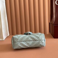 (Pre-Order) Gucci GG Marmont matelassé leather super mini bag (Replica)